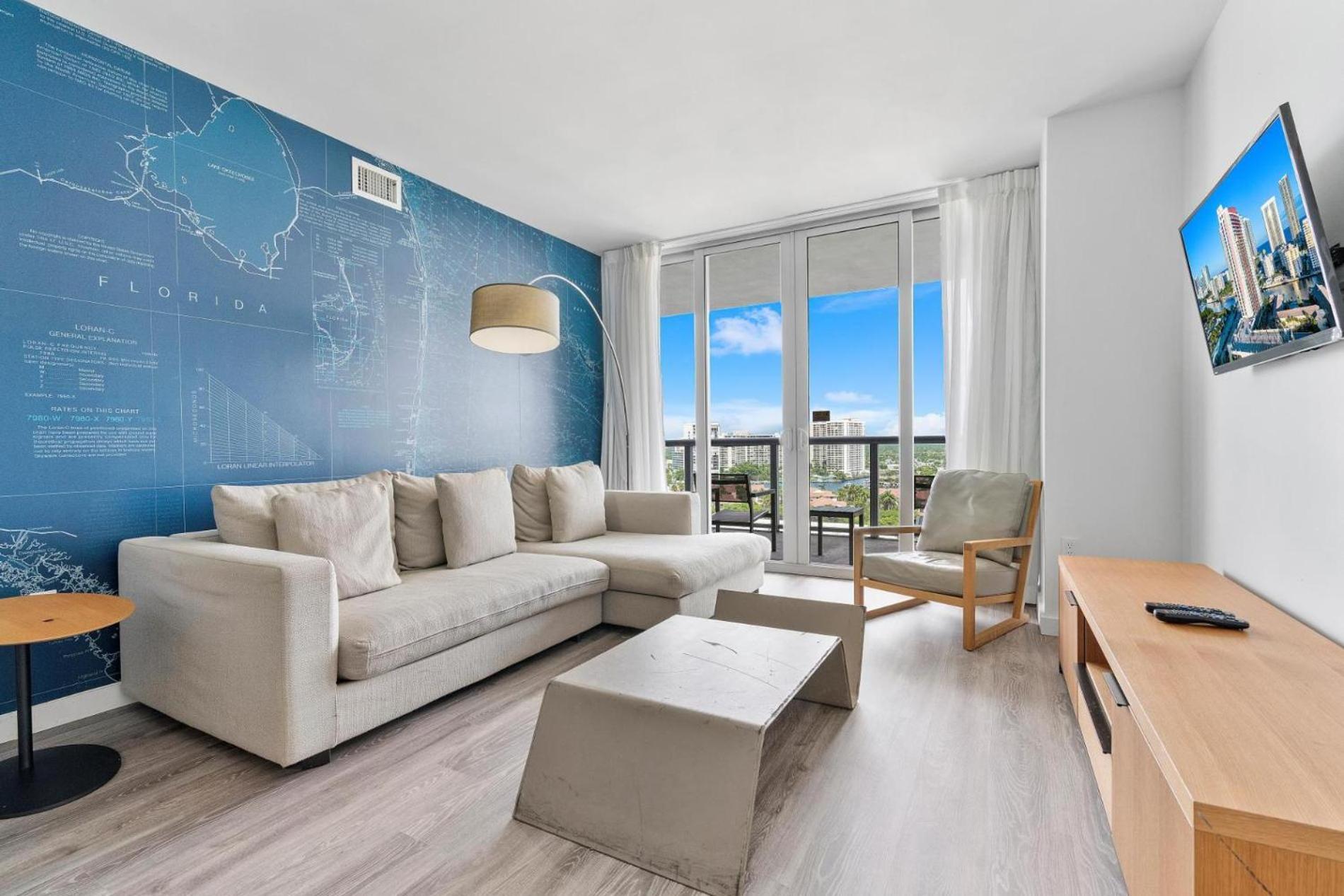 Modern One Bedroom Rental At Beach Walk Resort Miami 18Th Floor Hallandale Beach Exterior photo